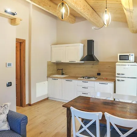 Stunning In With Wifi Apartman