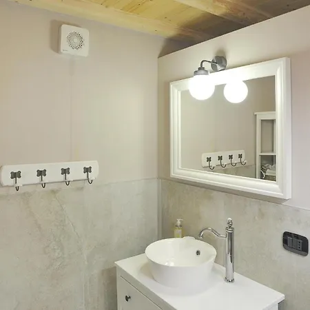 Apartman Stunning In With Wifi Velo Veronese